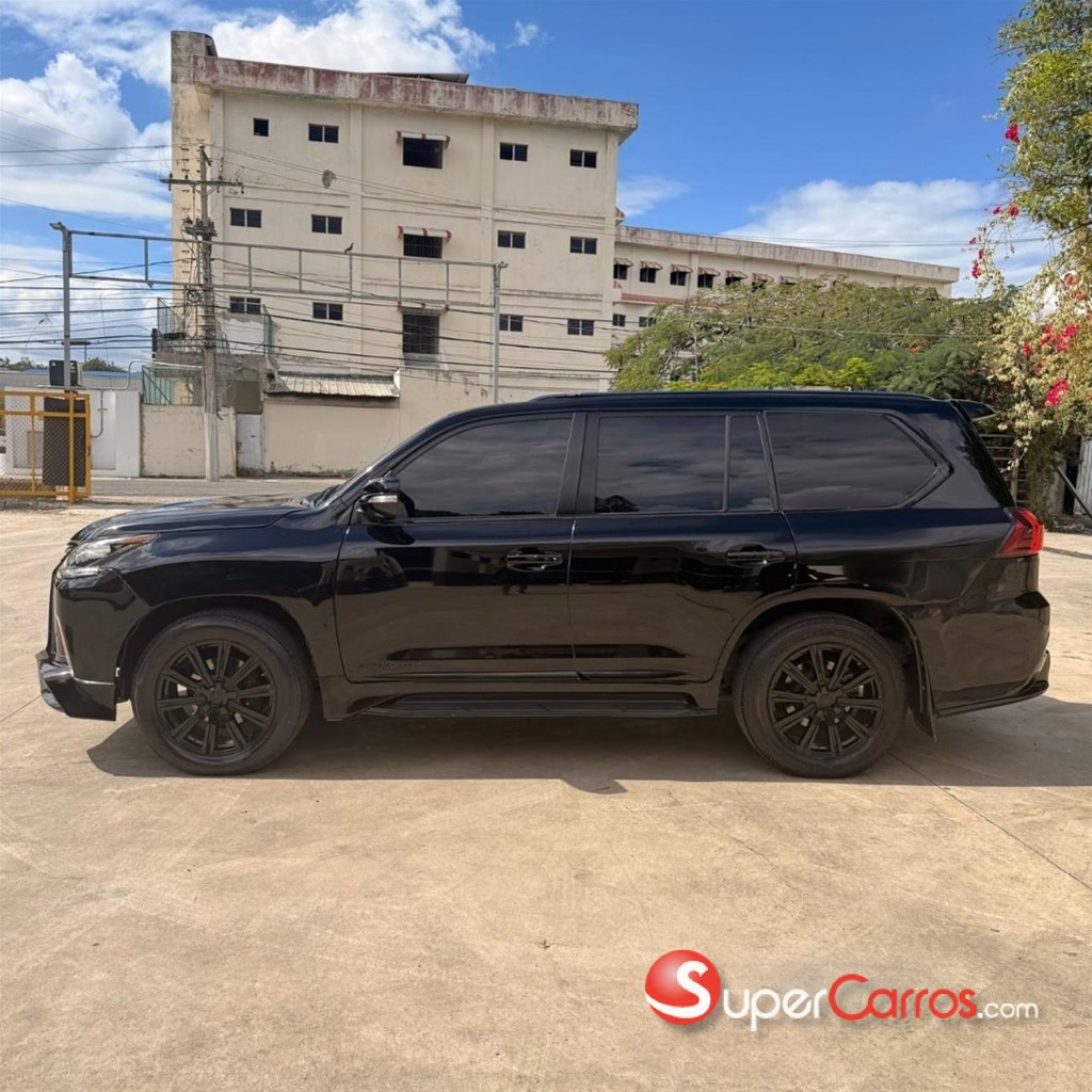 2009 Lexus LX 570 — foto 11 / 12