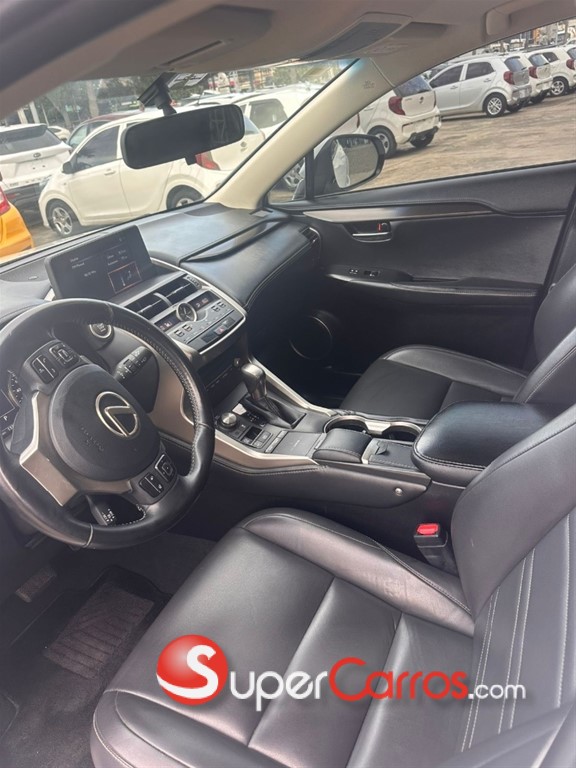 2018 Lexus NX 300 — foto 11 / 12