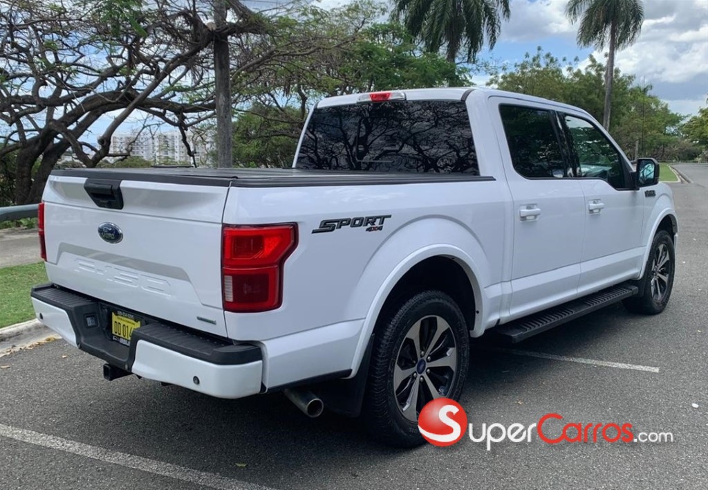 2020 Ford F 150 XLT — foto 6 / 12