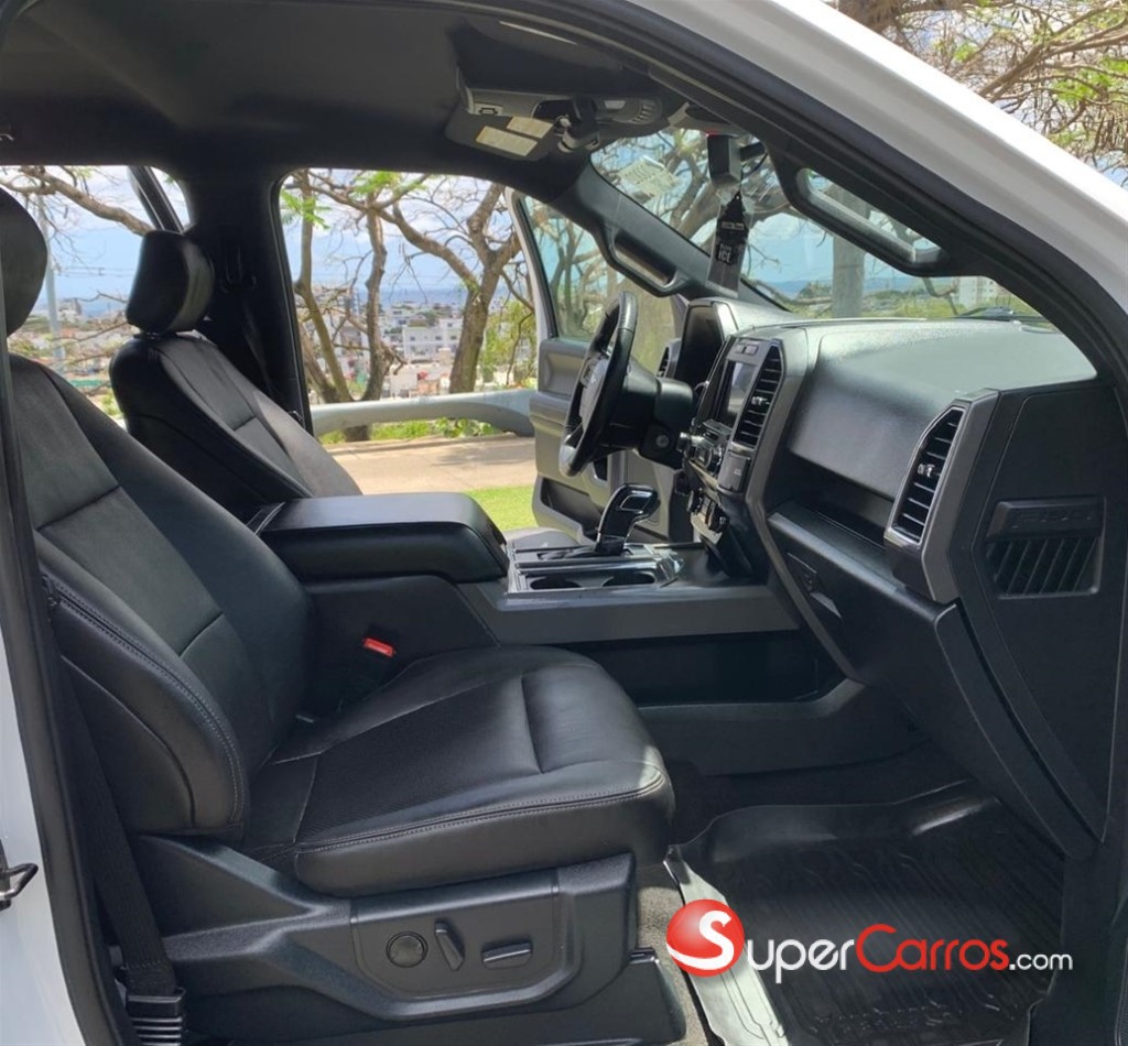 2020 Ford F 150 XLT — foto 7 / 12