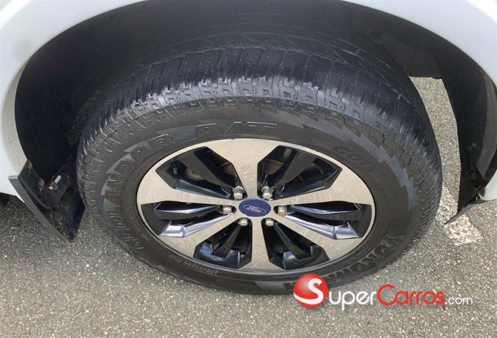 2020 Ford F 150 XLT — foto 11 / 12