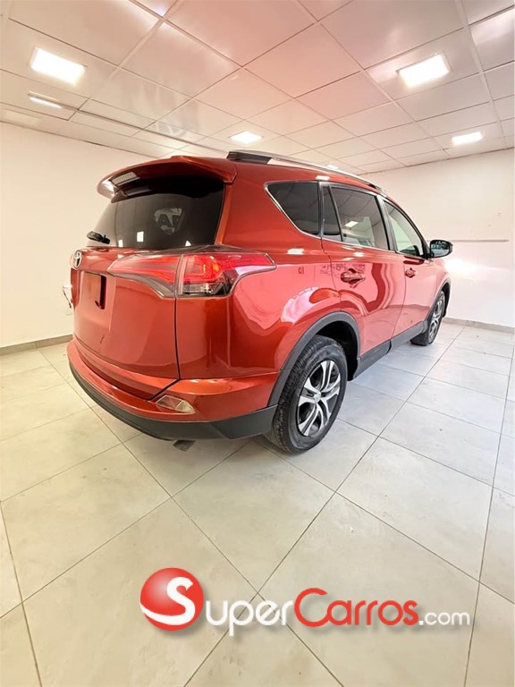 2016 Toyota RAV4 LE — foto 6 / 10