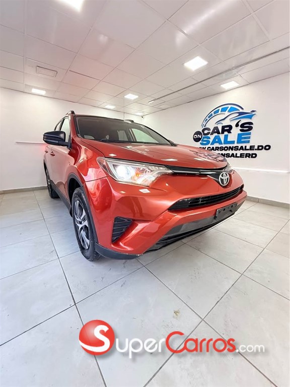 2016 Toyota RAV4 LE — foto 8 / 10