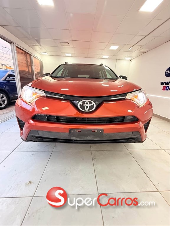 2016 Toyota RAV4 LE — foto 9 / 10