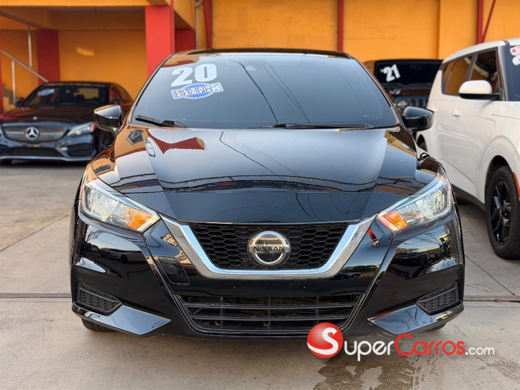 2020 Nissan Versa — foto 2 / 8