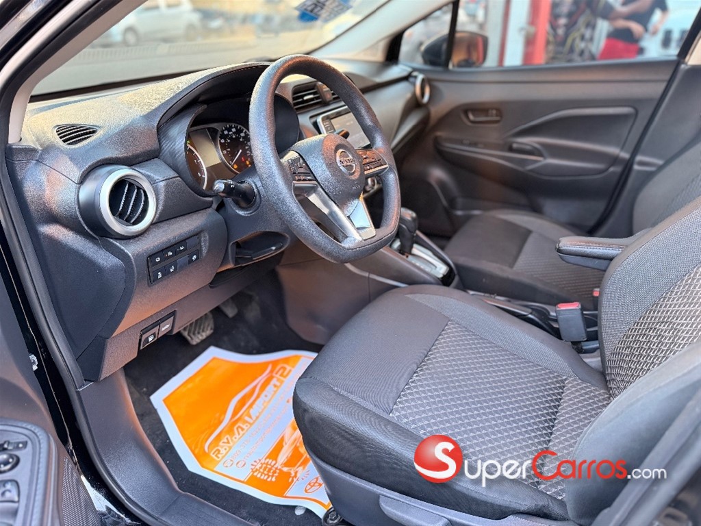 2020 Nissan Versa — foto 4 / 8