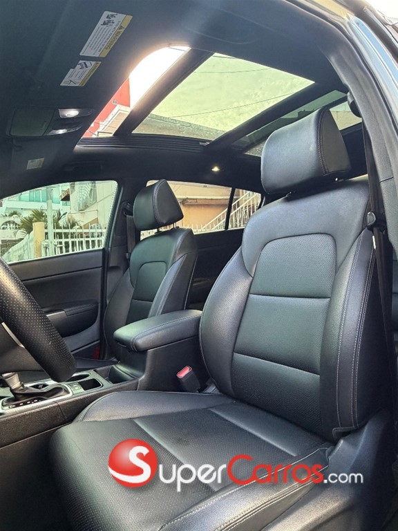 2022 Kia Sportage Nightfall — foto 11 / 12