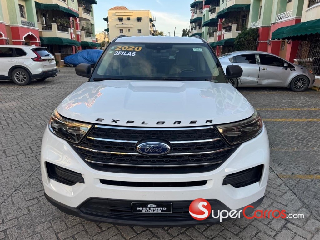 2020 Ford Explorer XLT — foto 2 / 12