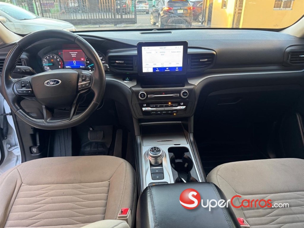 2020 Ford Explorer XLT — foto 11 / 12