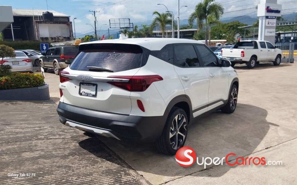 2022 Kia Seltos — foto 2 / 9