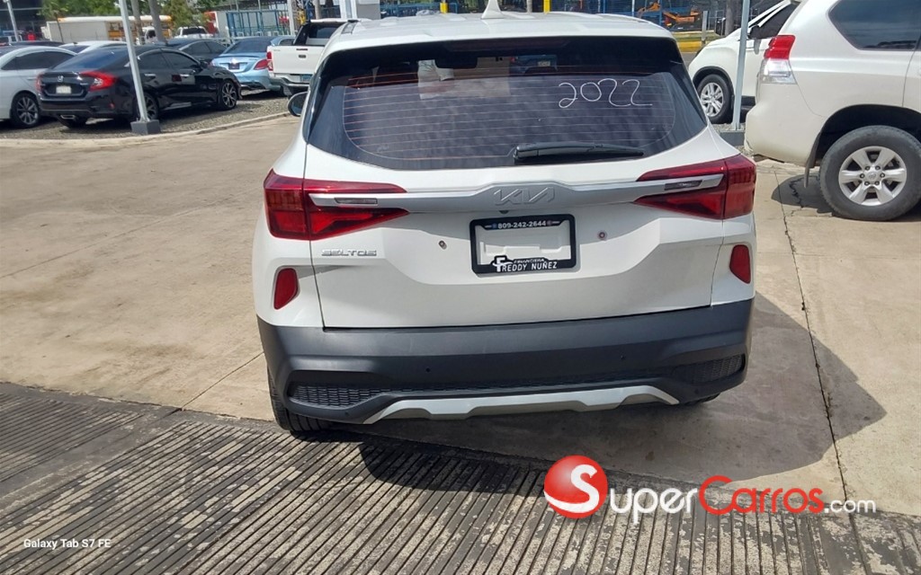 2022 Kia Seltos — foto 3 / 9