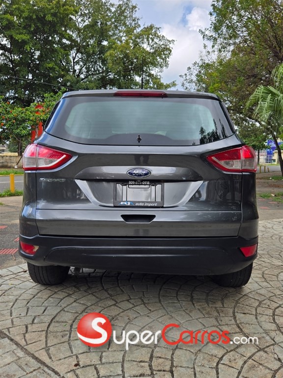 2016 Ford Escape S — foto 4 / 11