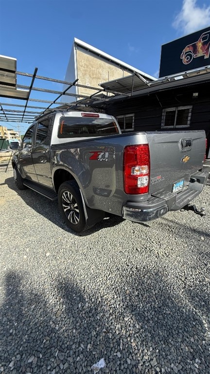 2018 Chevrolet Colorado LTZ — foto 2 / 12