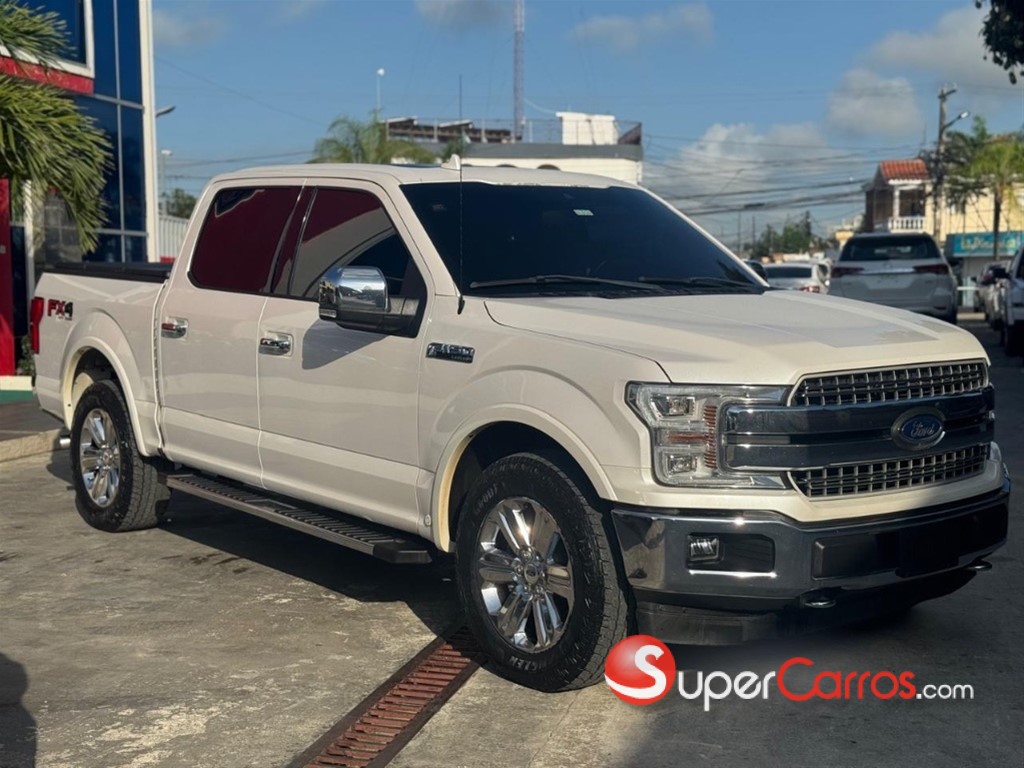 2018 Ford F 150 Lariat Ecoboost — foto 2 / 11