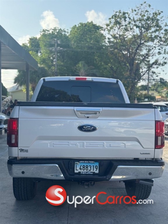 2018 Ford F 150 Lariat Ecoboost — foto 7 / 11