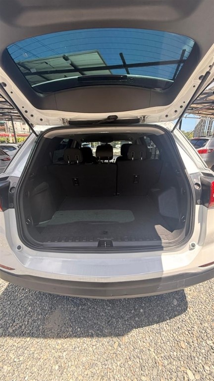 2020 Chevrolet Equinox LT — foto 4 / 12
