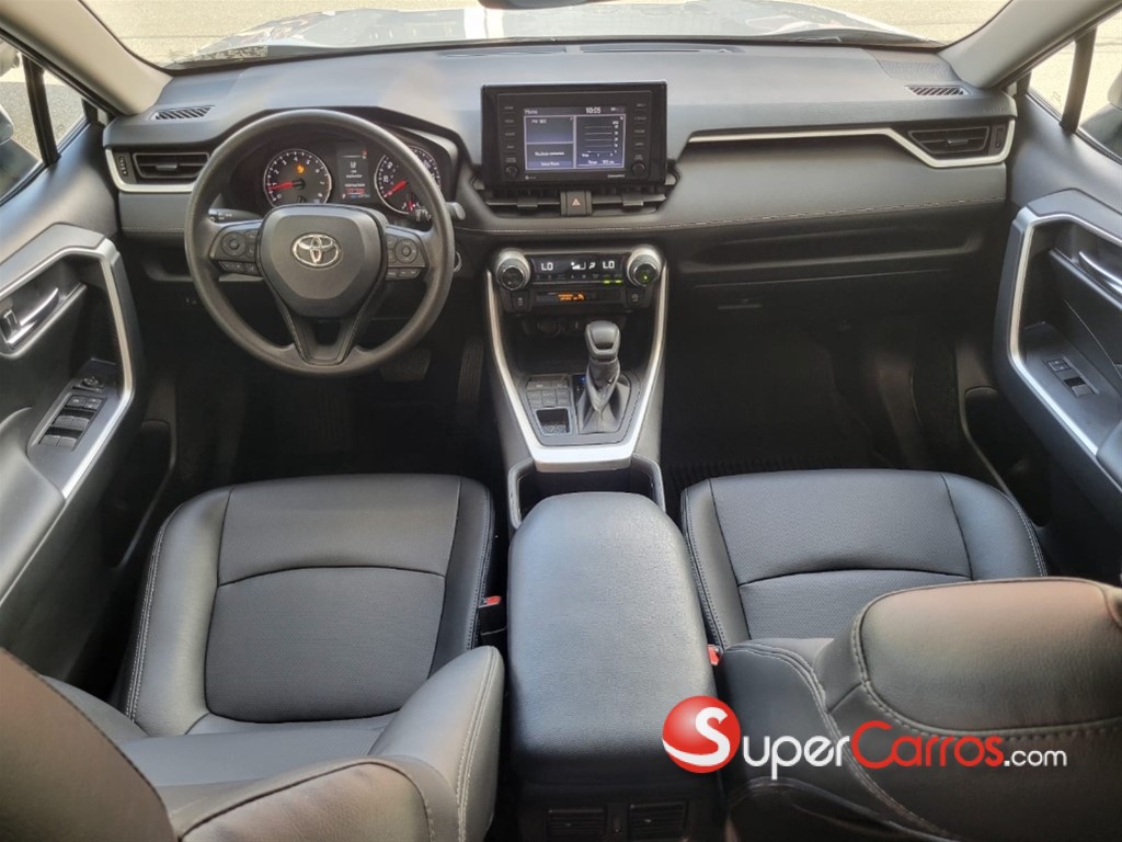 2022 Toyota RAV4 XLE — foto 2 / 12