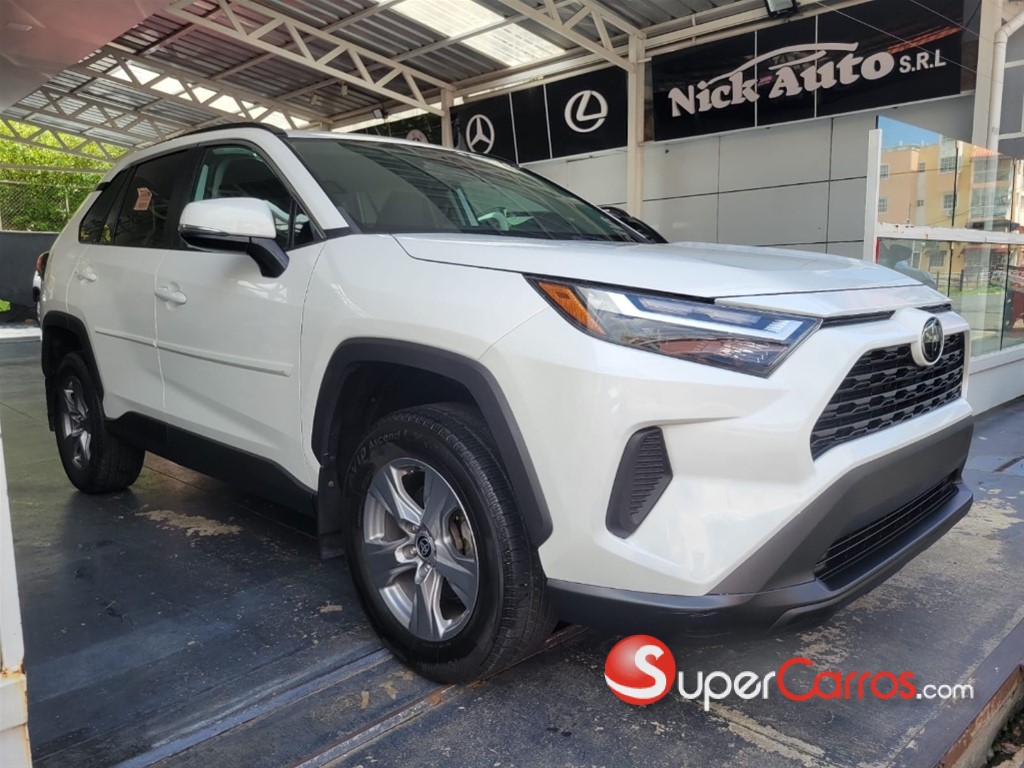 2022 Toyota RAV4 XLE — foto 12 / 12