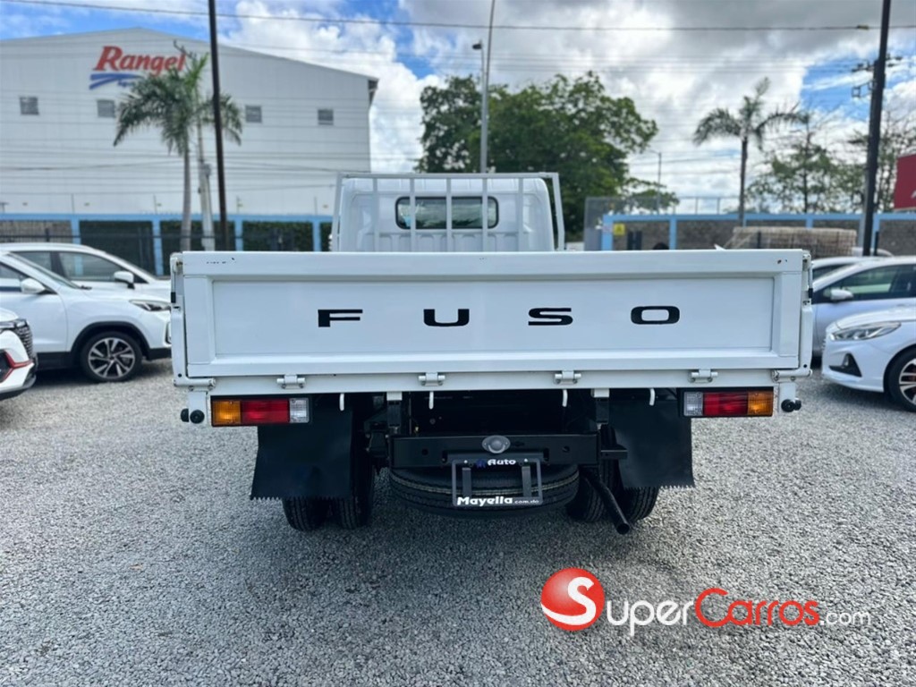 2027 Mitsubishi Motors Canter — foto 10 / 12