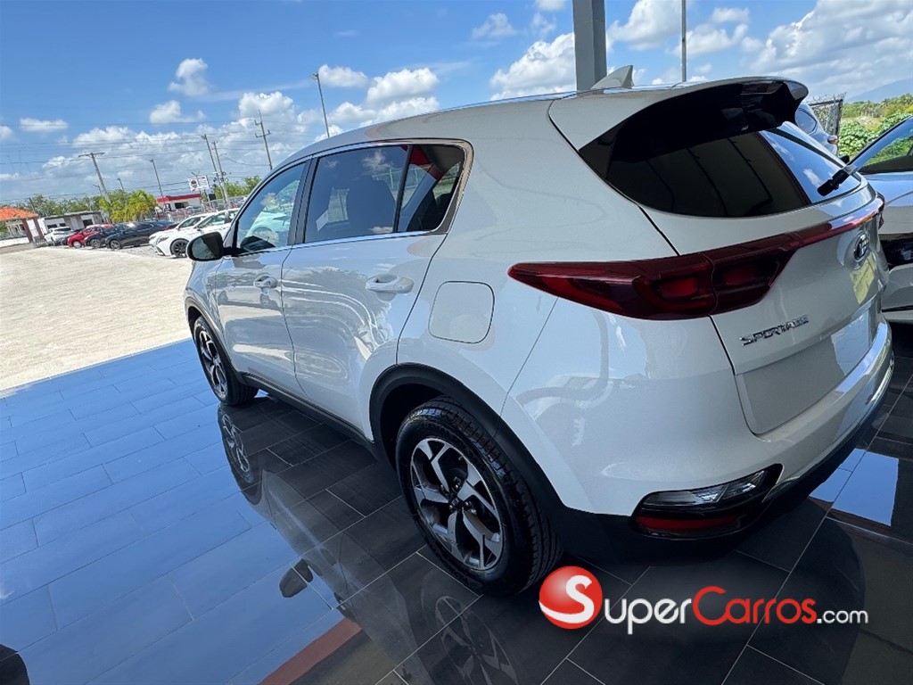 2020 Kia Sportage LX — foto 4 / 10