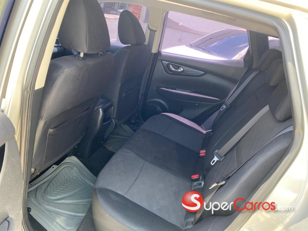 2017 Nissan Qashqai — foto 10 / 12