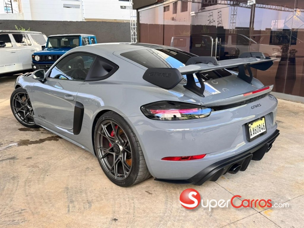 2024 Porsche GT4 RS — foto 4 / 12