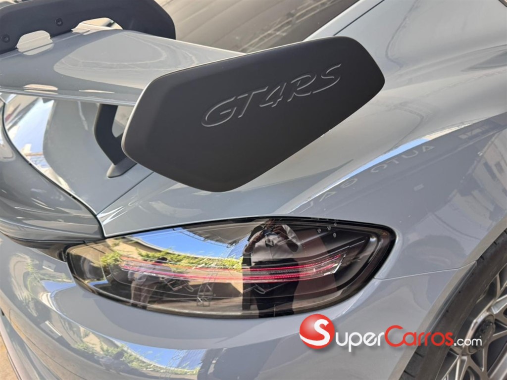 2024 Porsche GT4 RS — foto 6 / 12