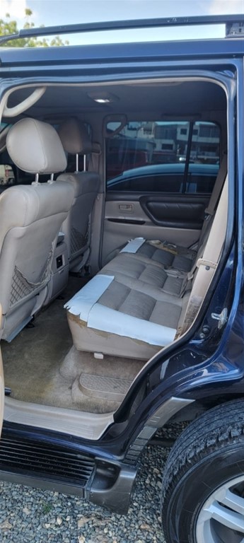2002 Toyota Land Cruiser — foto 4 / 9