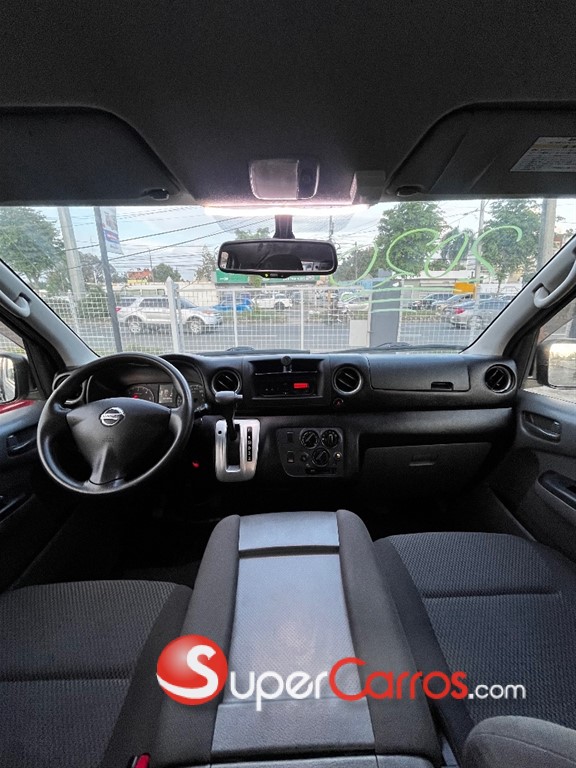 2020 Nissan Caravan — foto 6 / 11