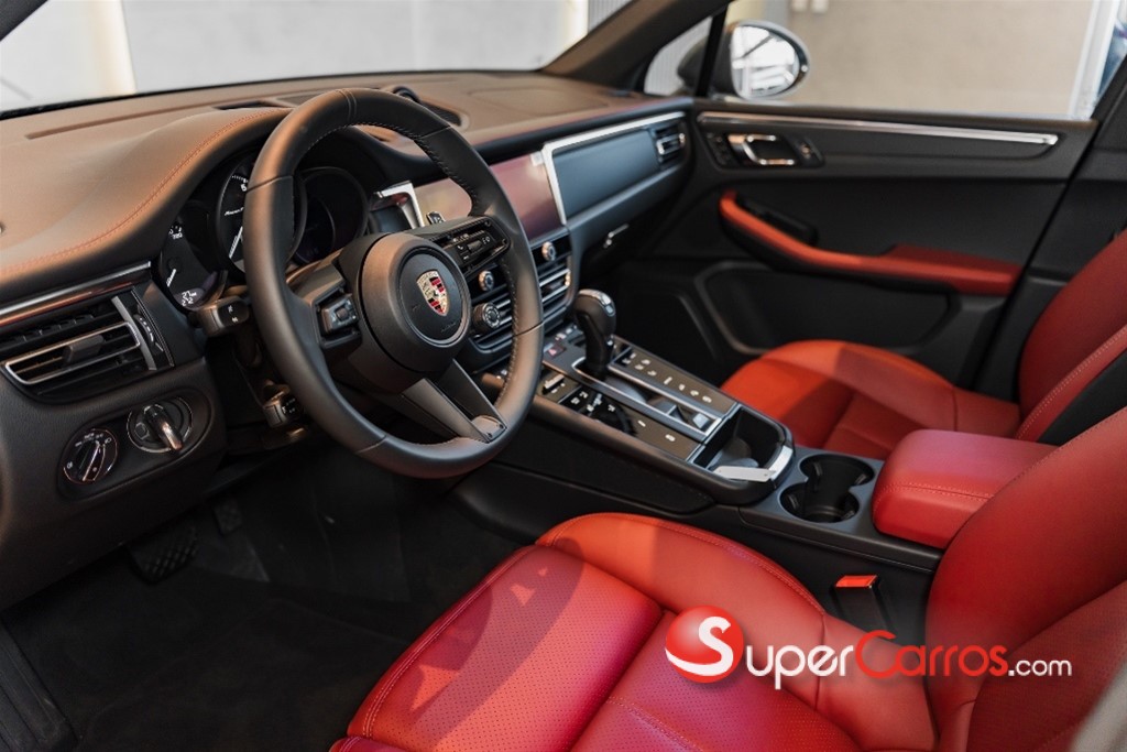 2026 Porsche Macan T — foto 8 / 12
