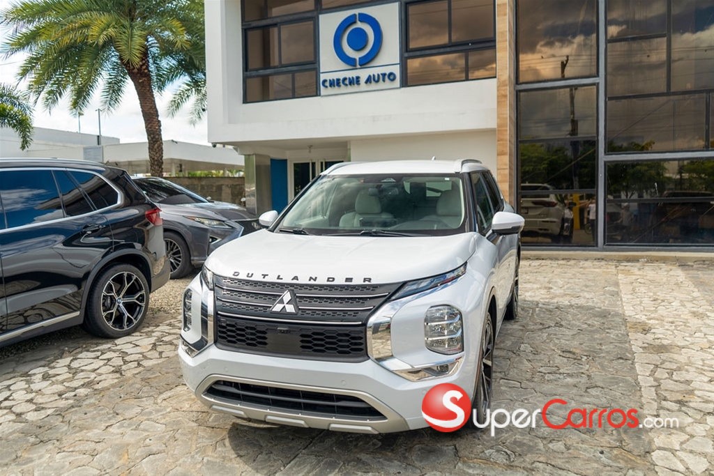 2023 Mitsubishi Motors Outlander SEL