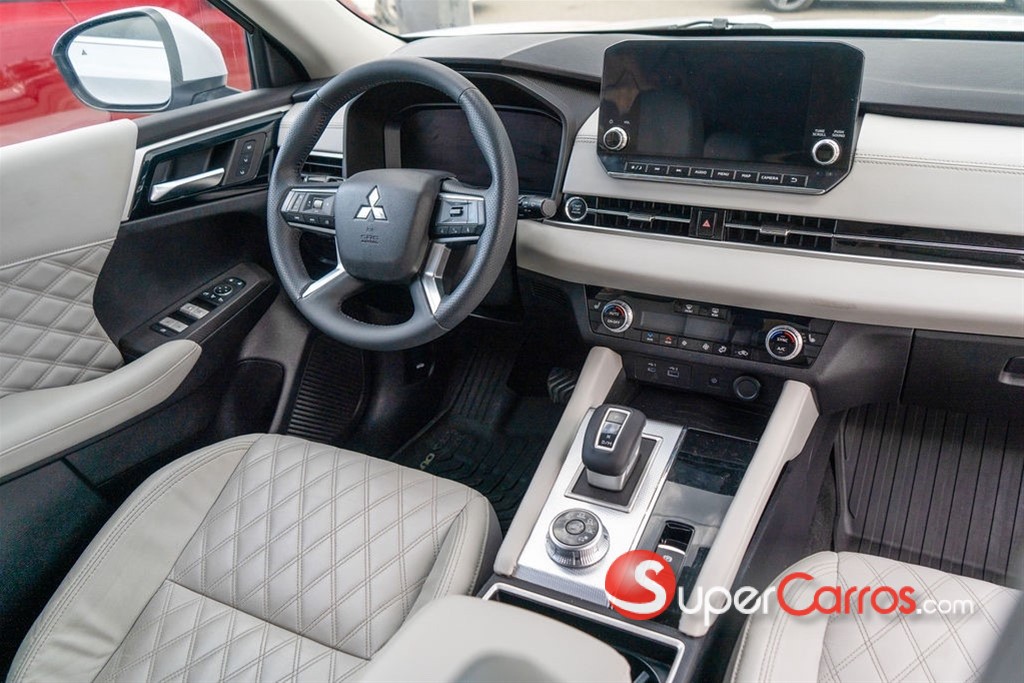 2023 Mitsubishi Motors Outlander SEL — foto 3 / 11