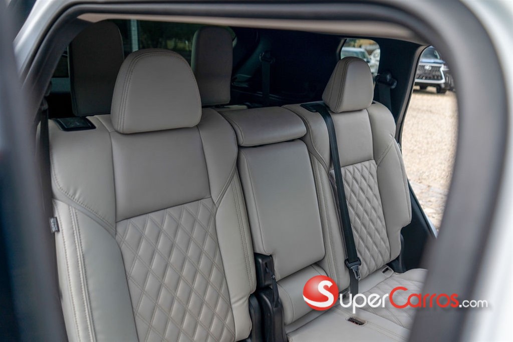 2023 Mitsubishi Motors Outlander SEL — foto 5 / 11
