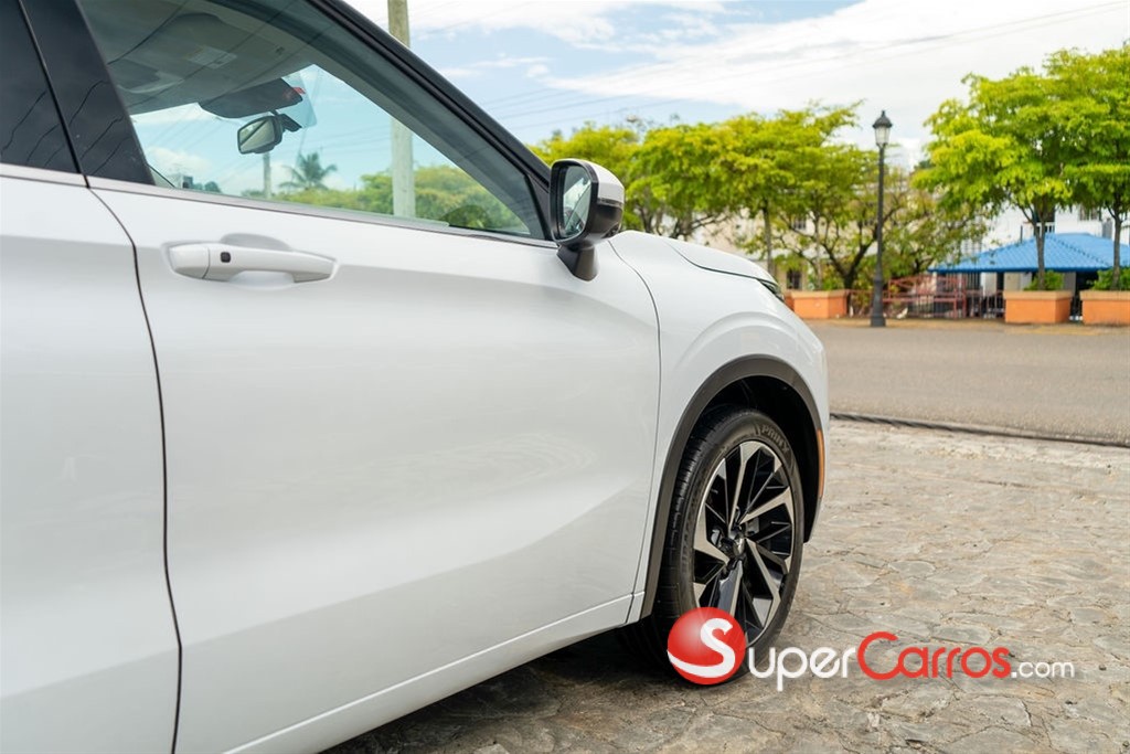 2023 Mitsubishi Motors Outlander SEL — foto 11 / 11