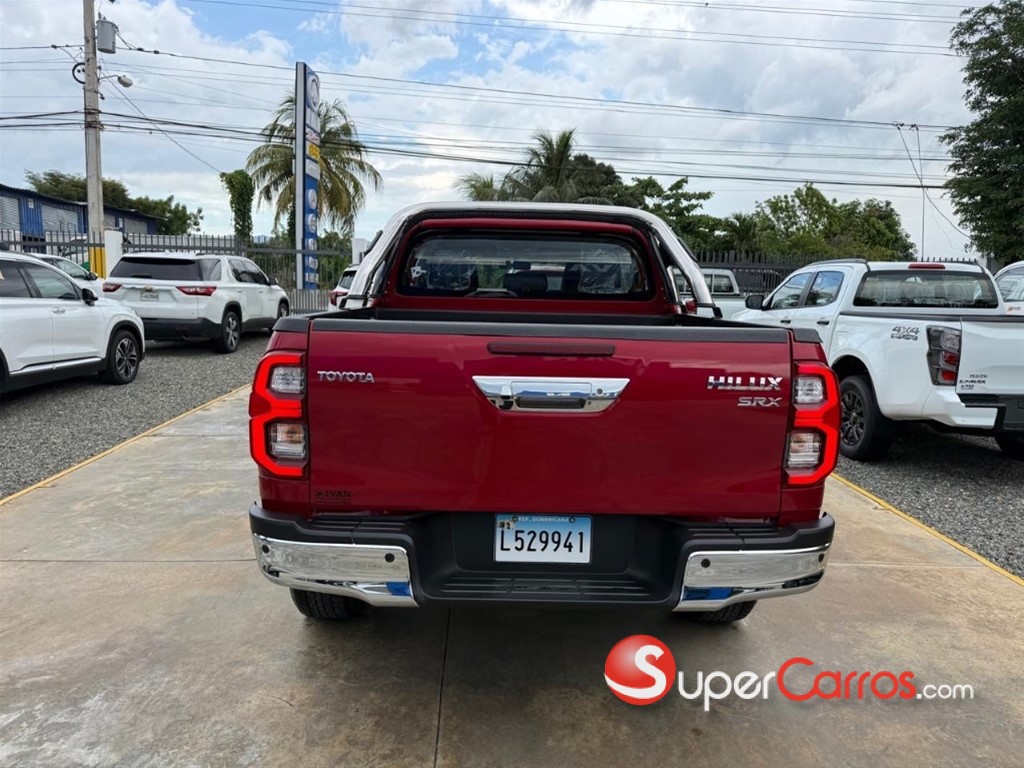 2025 Toyota Hilux SRX — foto 5 / 12