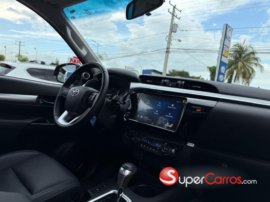 2025 Toyota Hilux SRX — foto 7 / 12