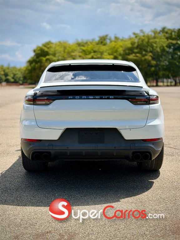 2020 Porsche Cayenne Coupe — foto 5 / 10