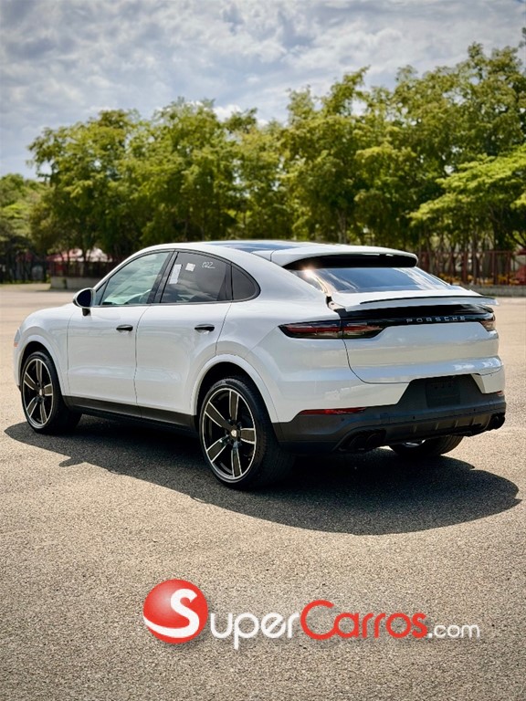 2020 Porsche Cayenne Coupe — foto 6 / 10