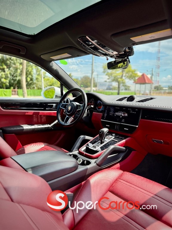 2020 Porsche Cayenne Coupe — foto 8 / 10