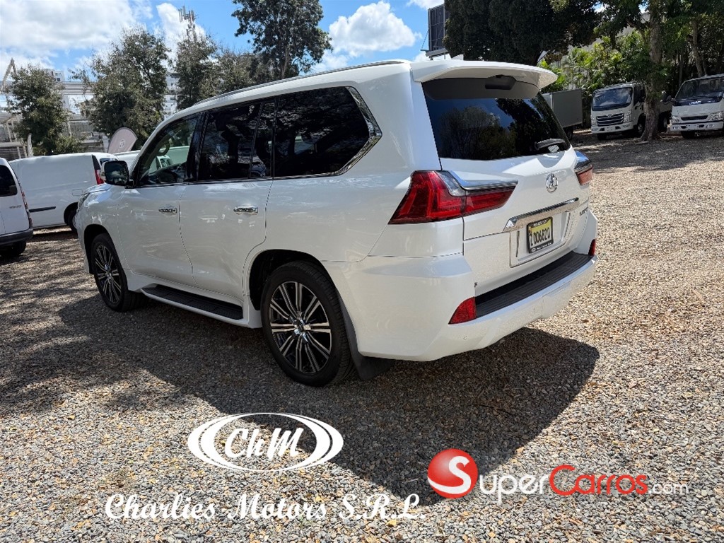 2020 Lexus LX 570 — foto 4 / 12