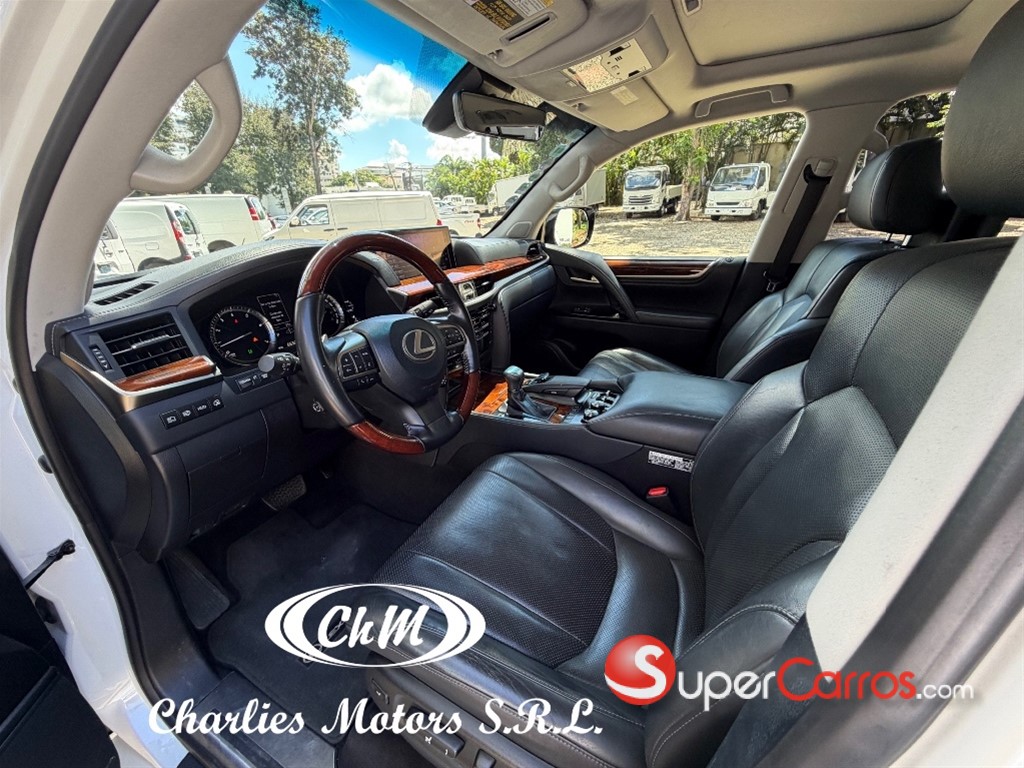 2020 Lexus LX 570 — foto 5 / 12