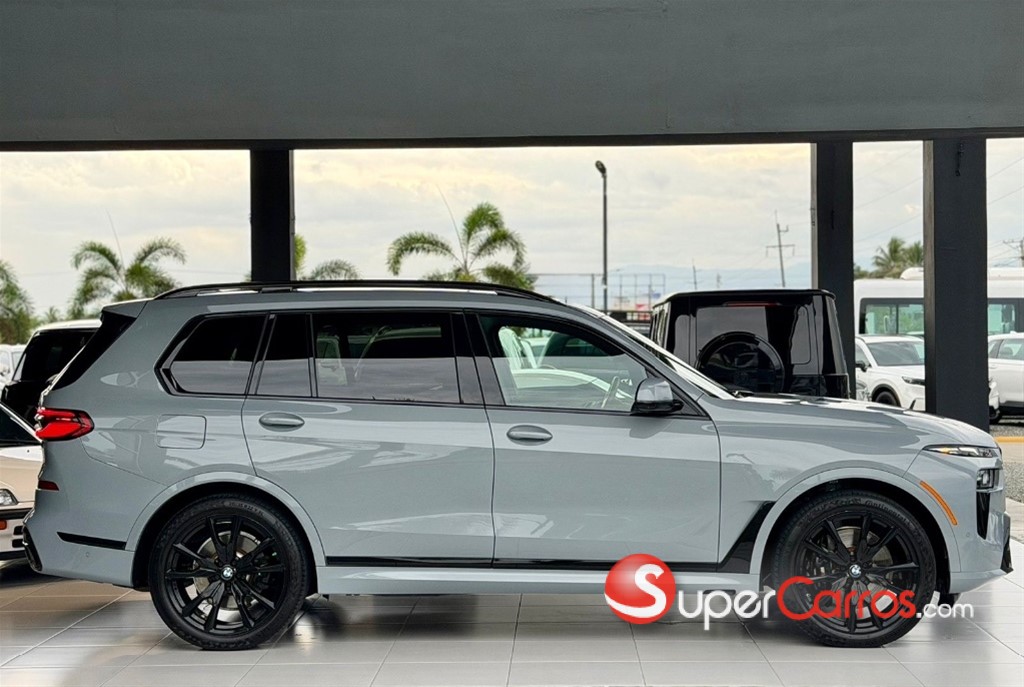 2024 BMW X 7 XDRIVE 40i — foto 2 / 12