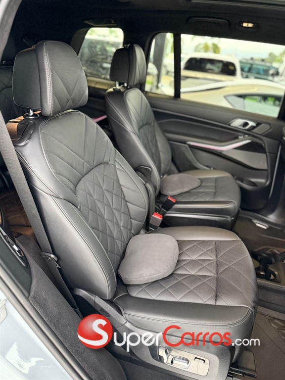 2024 BMW X 7 XDRIVE 40i — foto 8 / 12