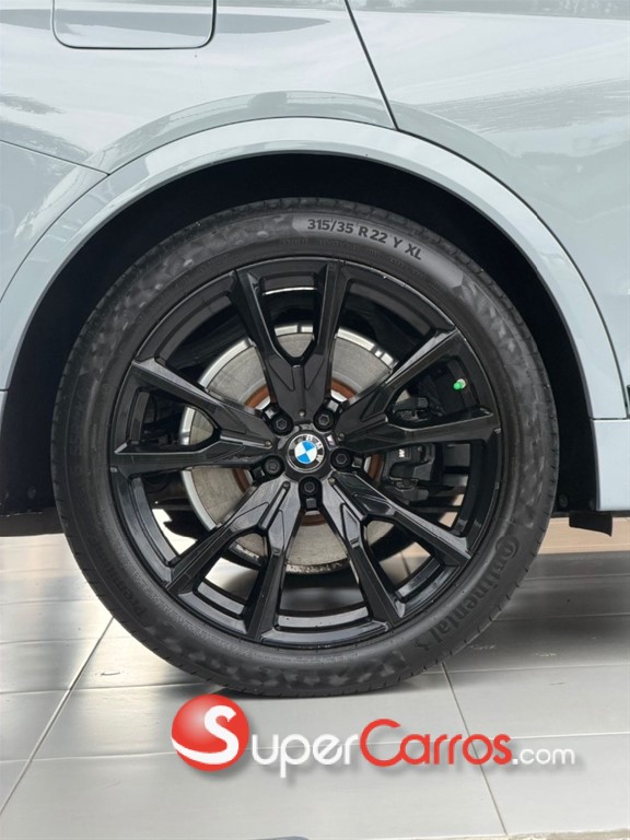 2024 BMW X 7 XDRIVE 40i — foto 9 / 12