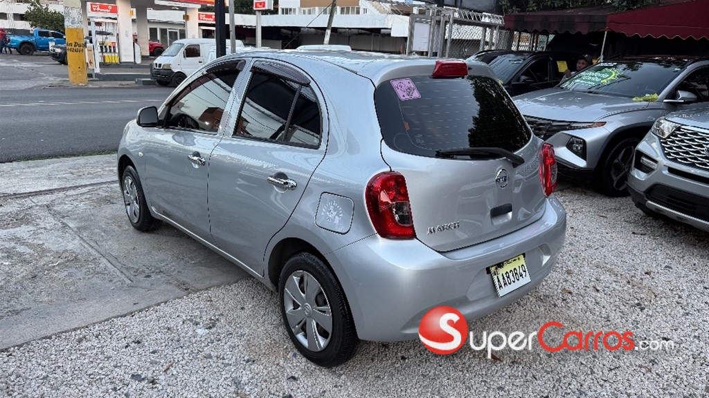 2019 Nissan March — foto 8 / 12