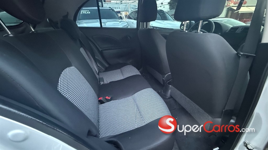 2019 Nissan March — foto 12 / 12