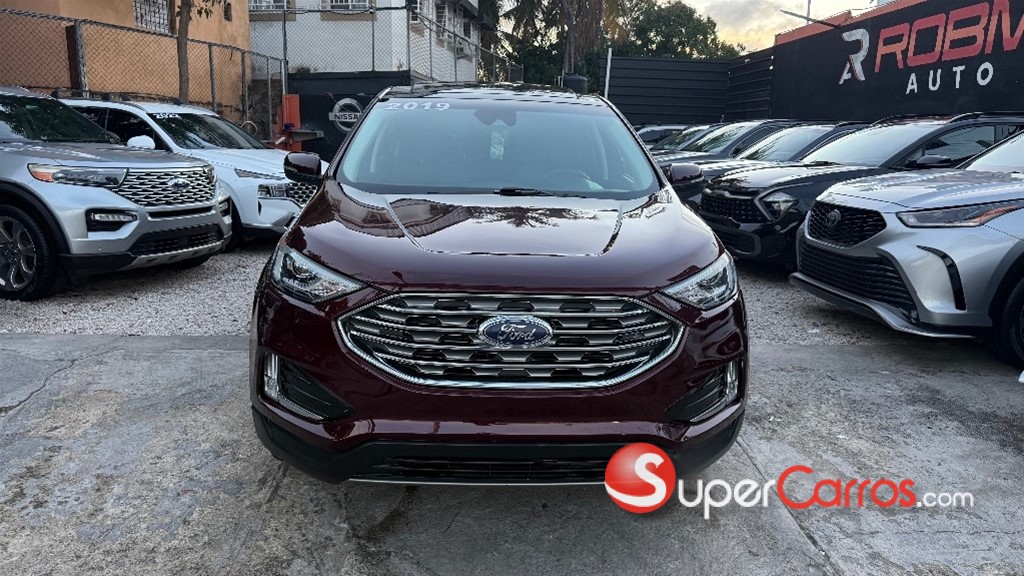 2019 Ford EDGE Titanium — foto 3 / 12