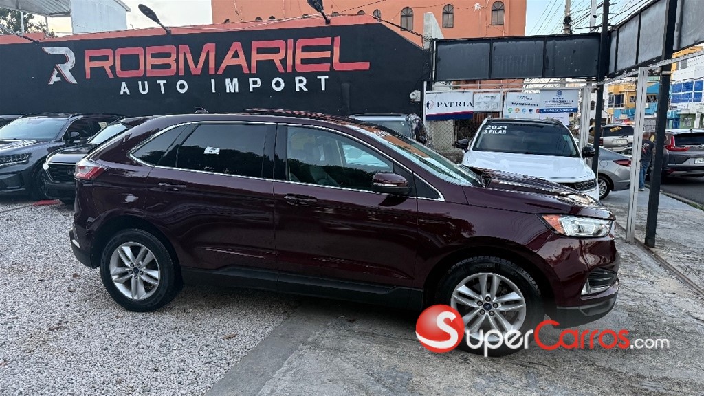 2019 Ford EDGE Titanium — foto 4 / 12