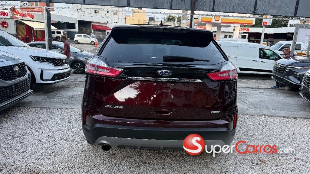 2019 Ford EDGE Titanium — foto 7 / 12