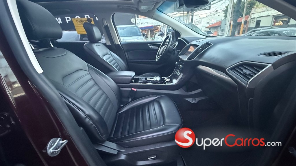 2019 Ford EDGE Titanium — foto 11 / 12